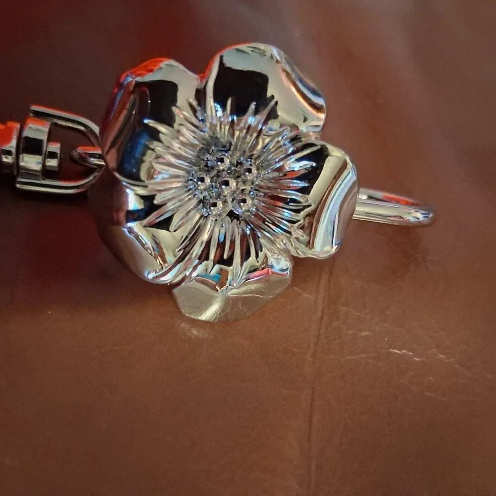 Alexx Finders Key Purse Lot Of 2 Silver Flower Heart Bag Key Charm Holder EUC